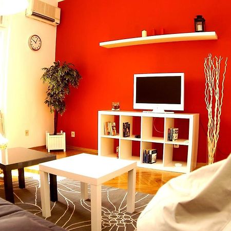Bridge Apartment Belgrado Esterno foto