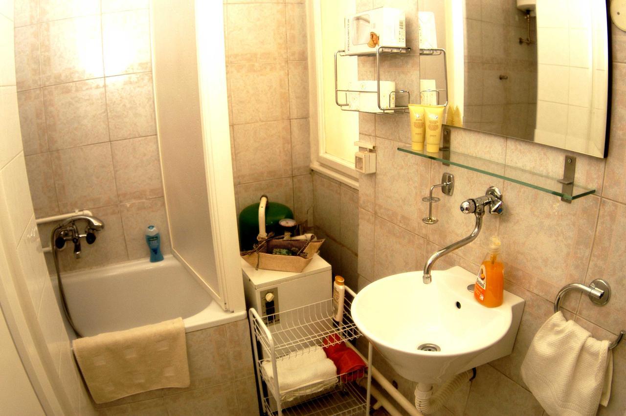 Bridge Apartment Belgrado Esterno foto